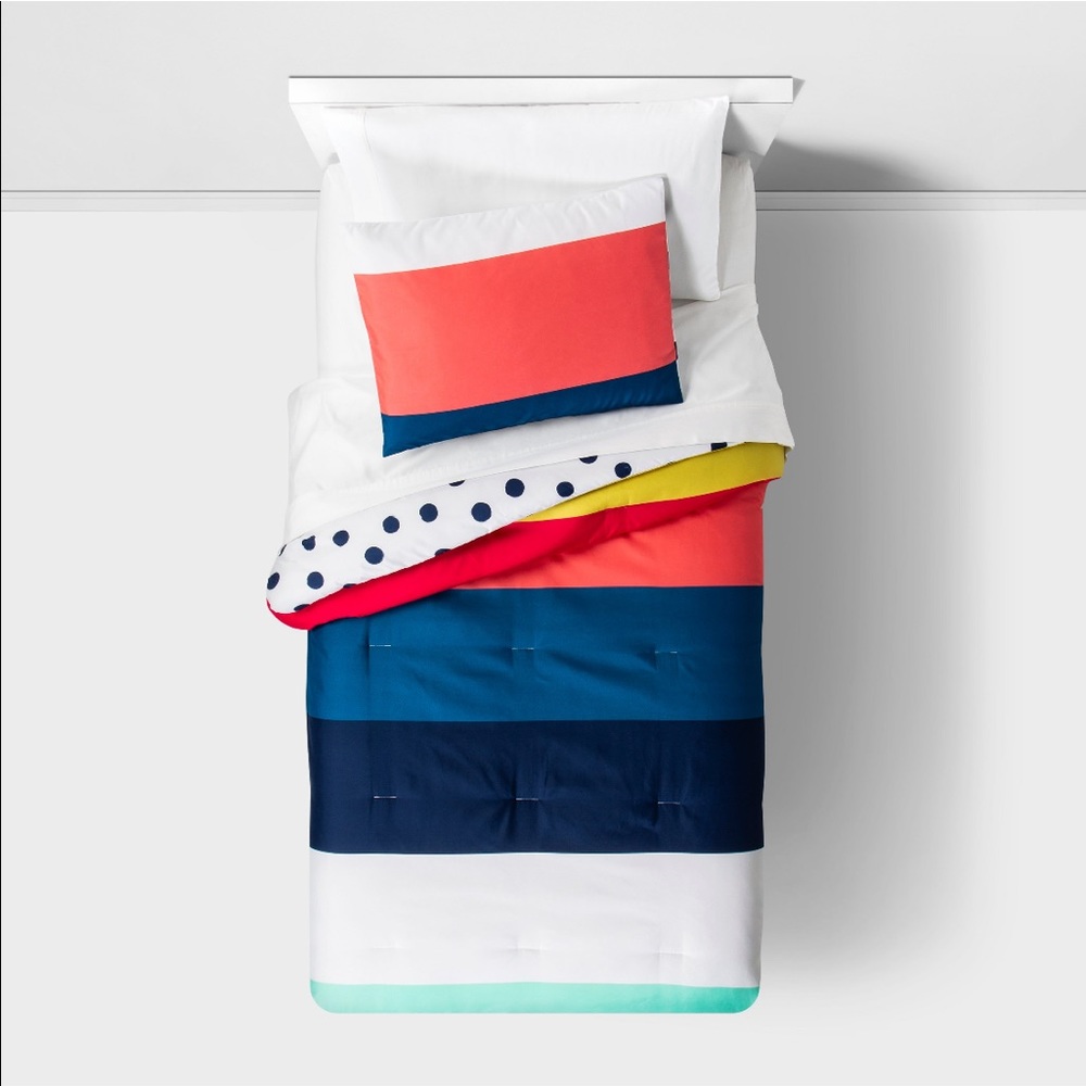 Toddler Multi-Stripe Reversible Comforter